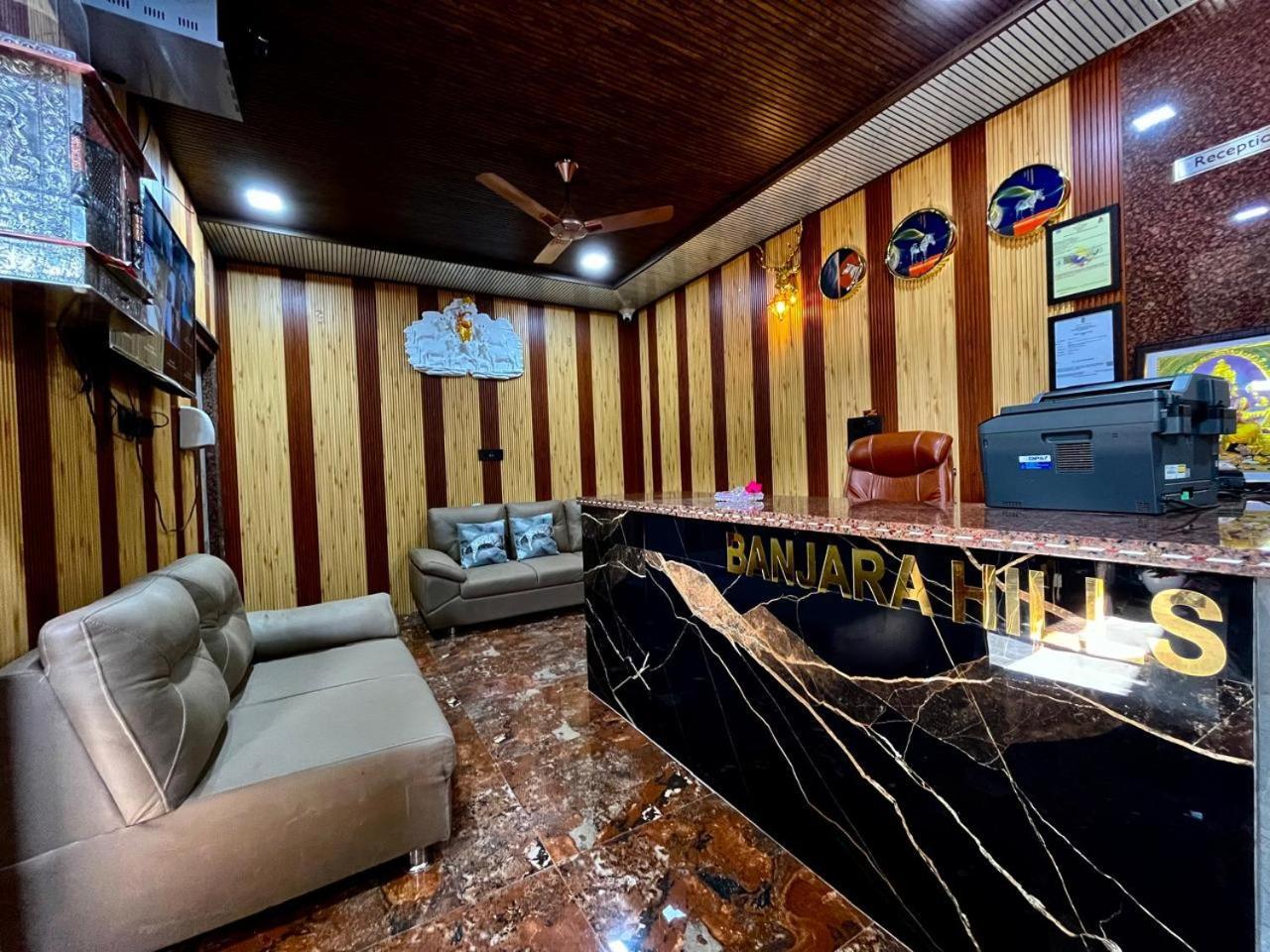 Hotel Banjara Hills Ābu Road Buitenkant foto