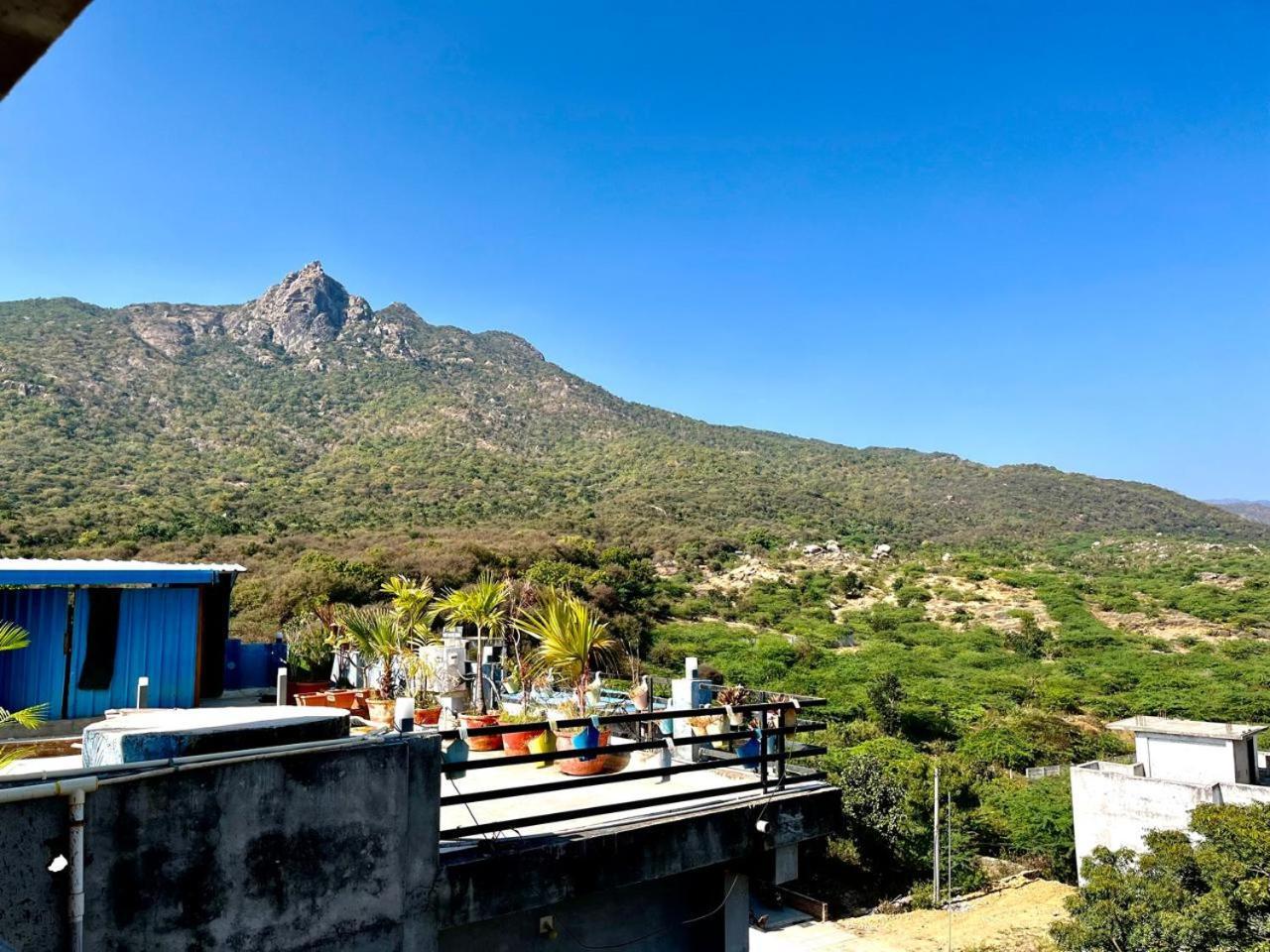 Hotel Banjara Hills Ābu Road Buitenkant foto