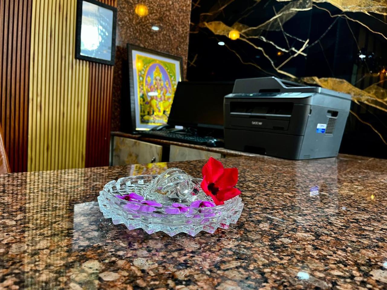 Hotel Banjara Hills Ābu Road Buitenkant foto